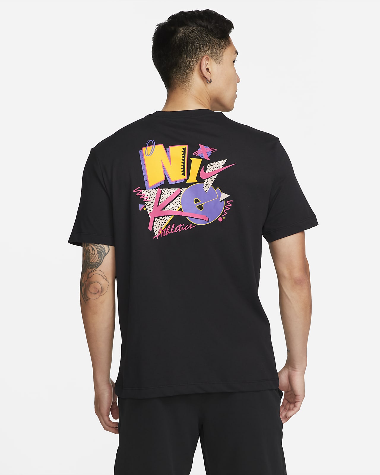 Nike Dri-FIT Men's Graphic Training T-Shirt. Nike PH