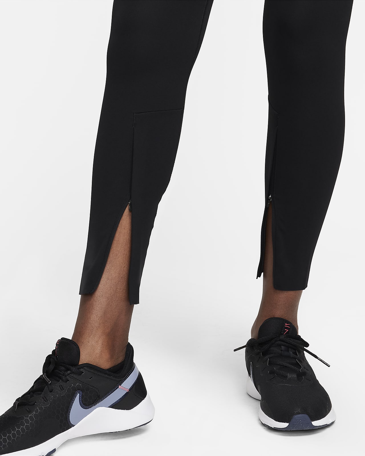 Nike Universa Medium-support High-waisted 7/8 Printed leggings With Pockets  in Black