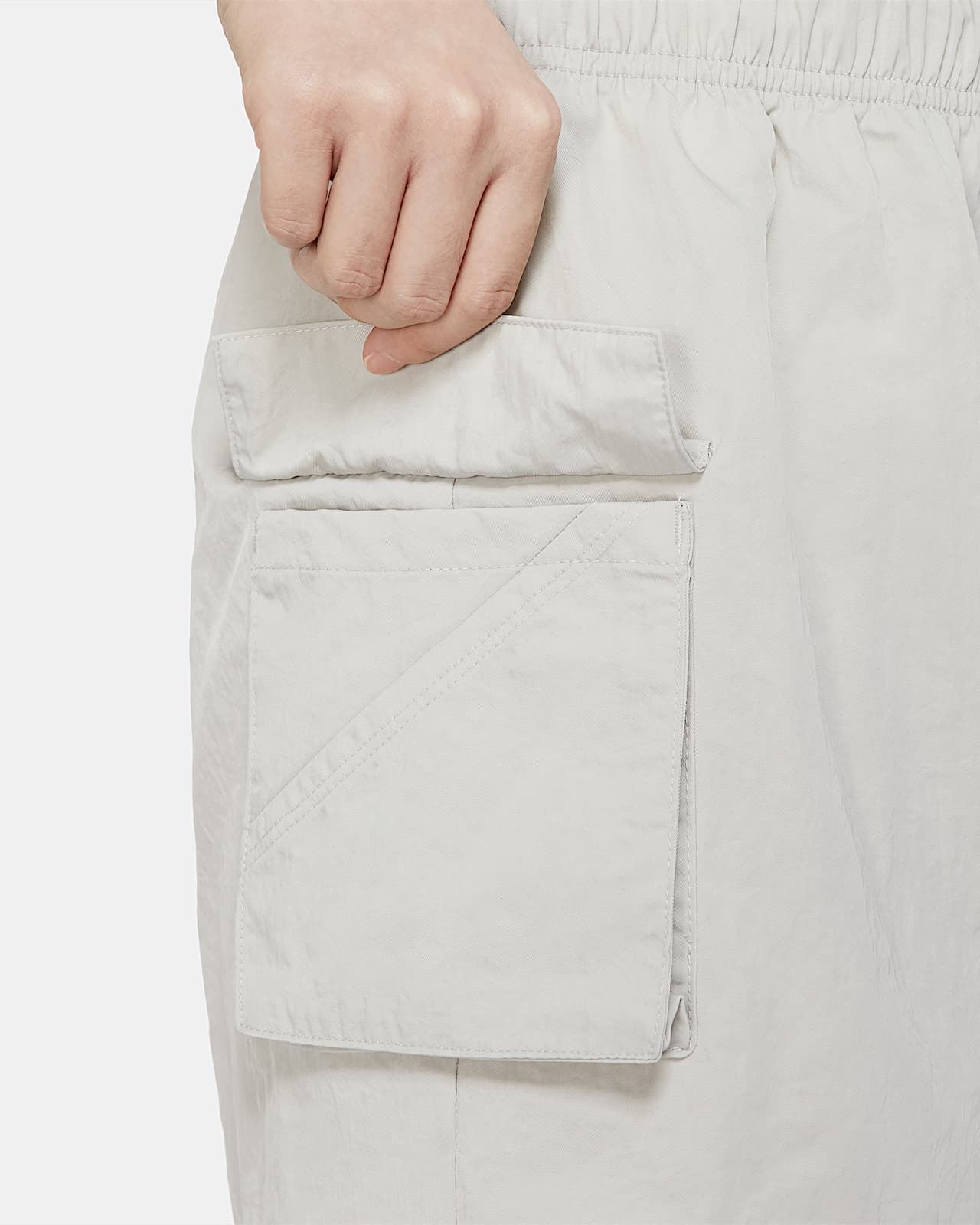 Woven High-Waisted Shorts. Nike ID