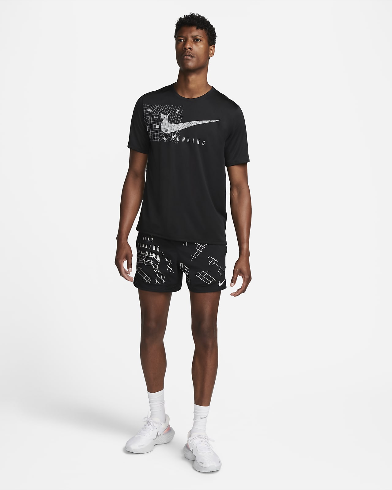Shorts de running con ropa interior integrada de 18 cm para hombre Nike Dri- FIT Stride Run Division. Nike MX