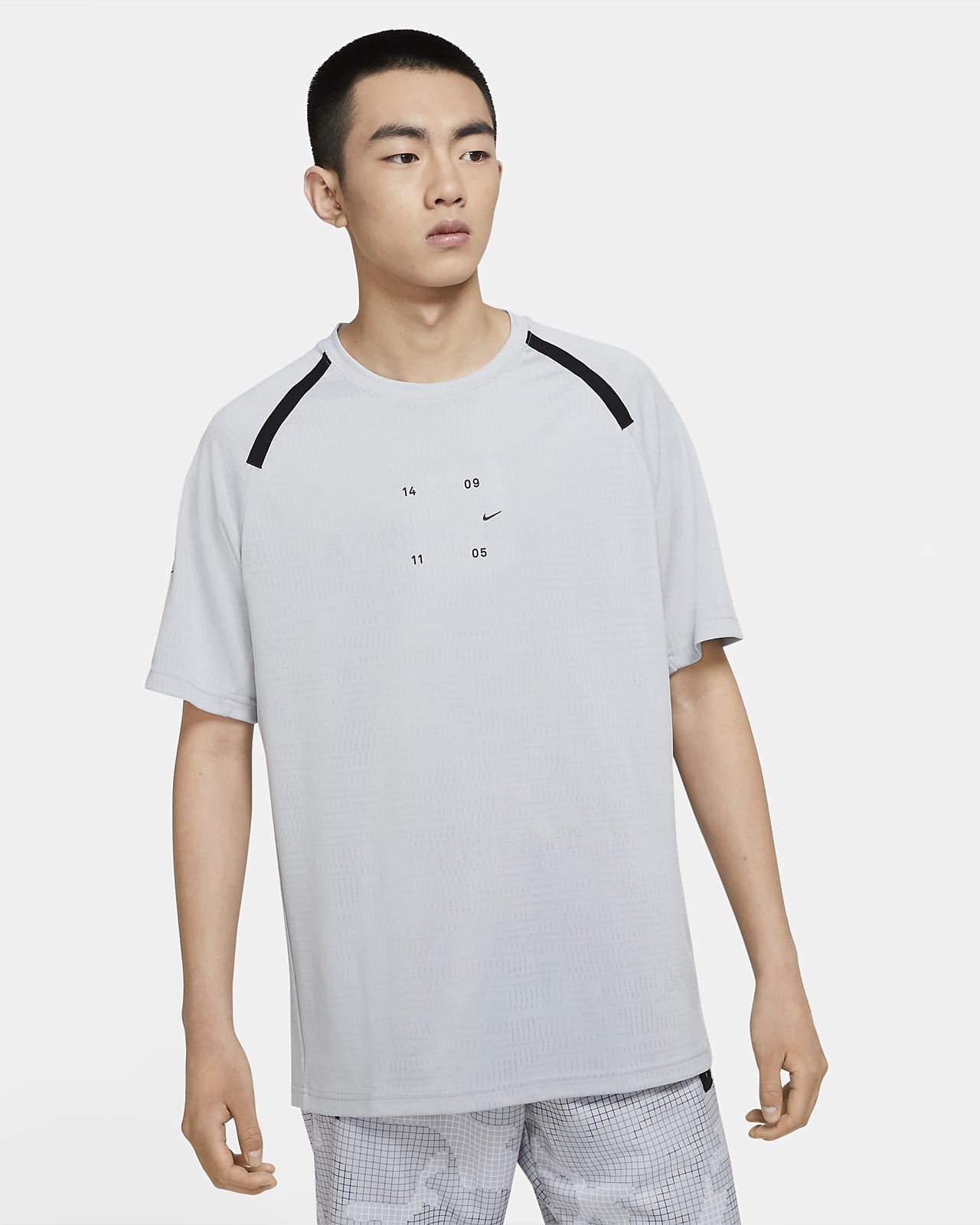 nike tech top