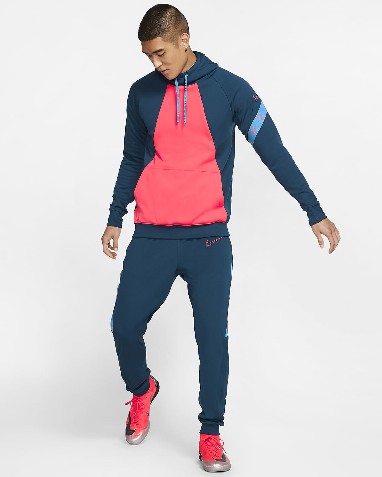 Nike Dri-FIT Academy Pro Men's Pullover 
