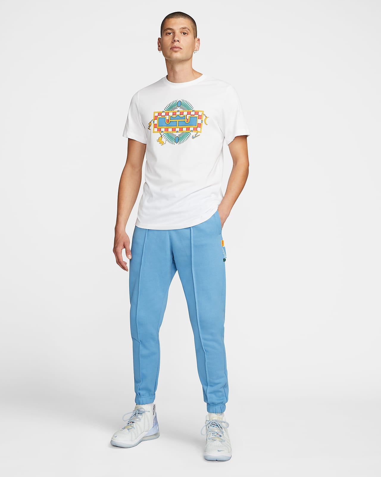 Pantalones de lana para hombre LeBron. Nike.com