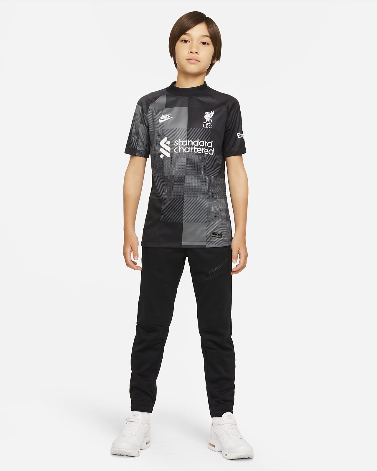 liverpool black out kit