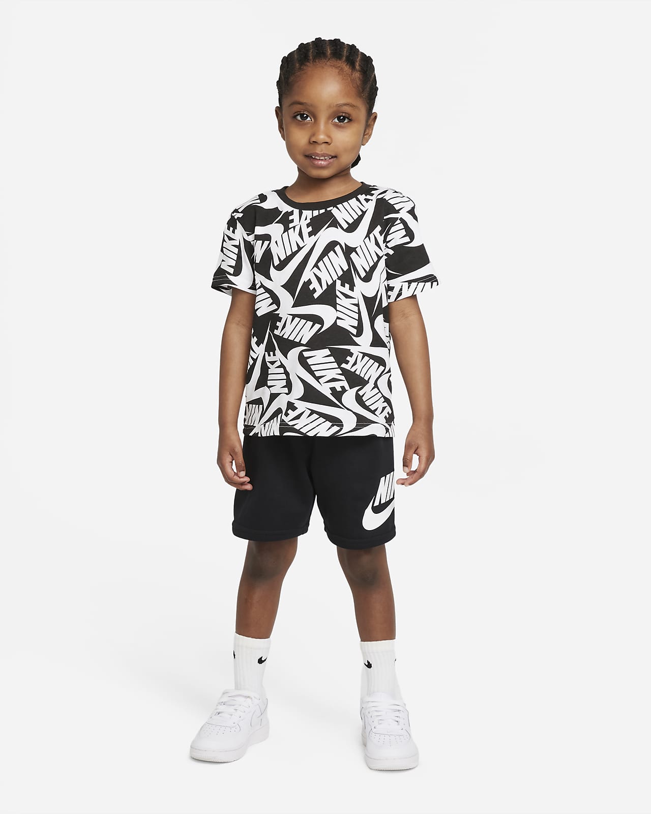 Agrarisch Portiek Oorzaak Nike Sportswear Toddler T-Shirt and Shorts Set. Nike.com