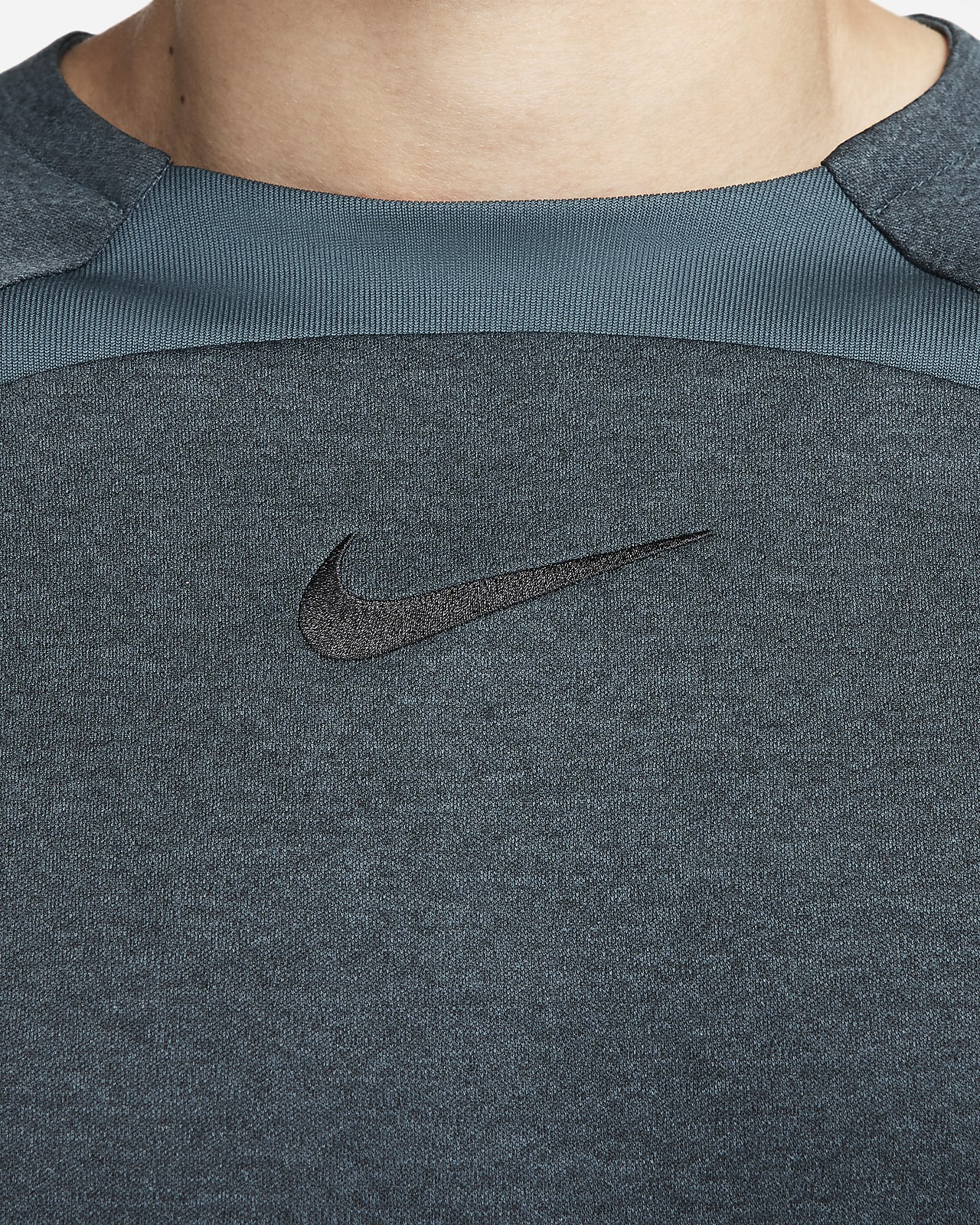 Nike Academy Men\'s Short-Sleeve Dri-FIT Top. Soccer