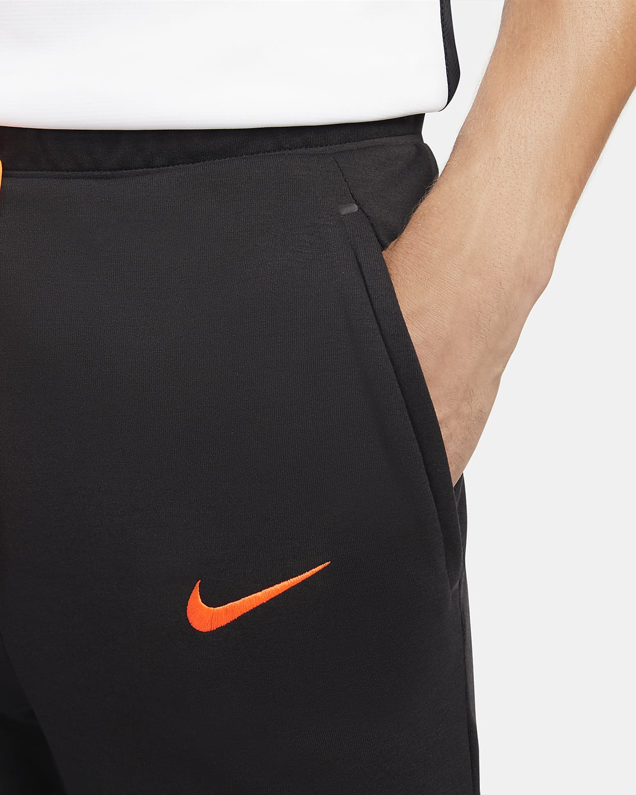 Chelsea FC Nike voetbalbroek van fleece met Dri-FIT voor heren. Nike NL