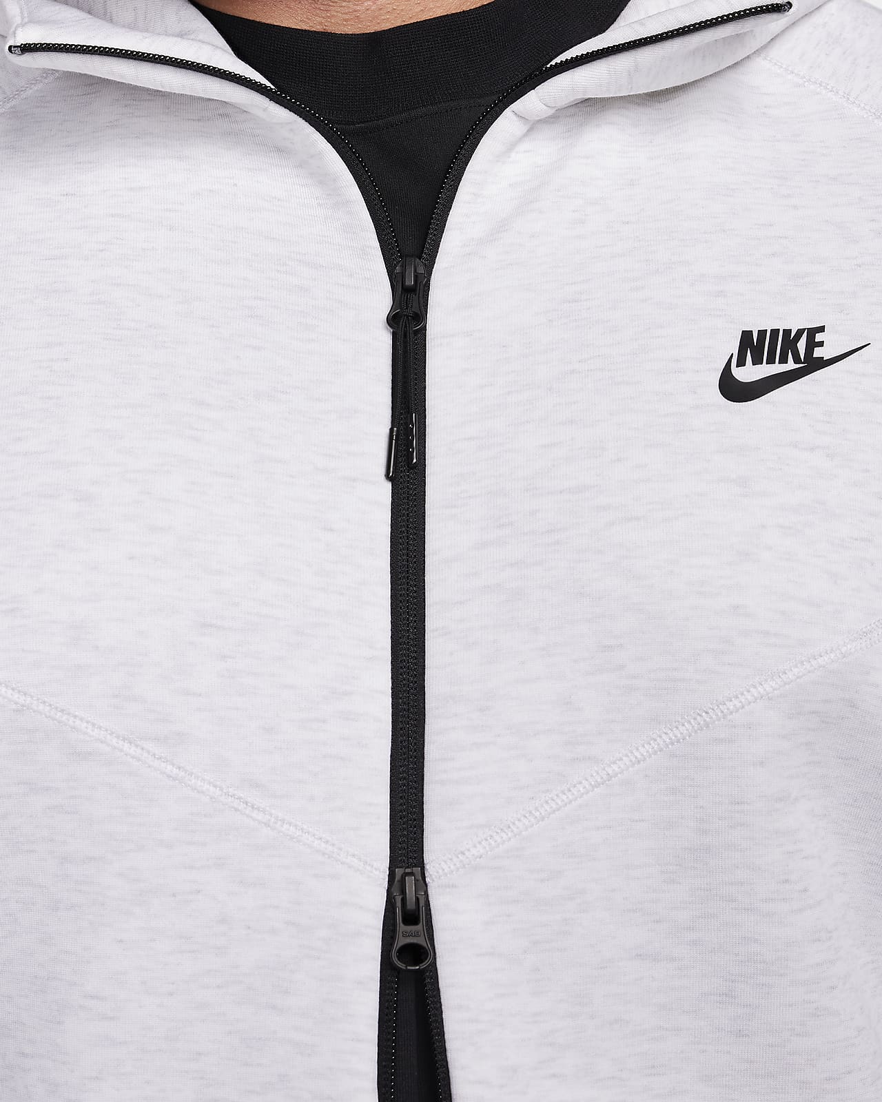 Black white nike tech fleece hot sale