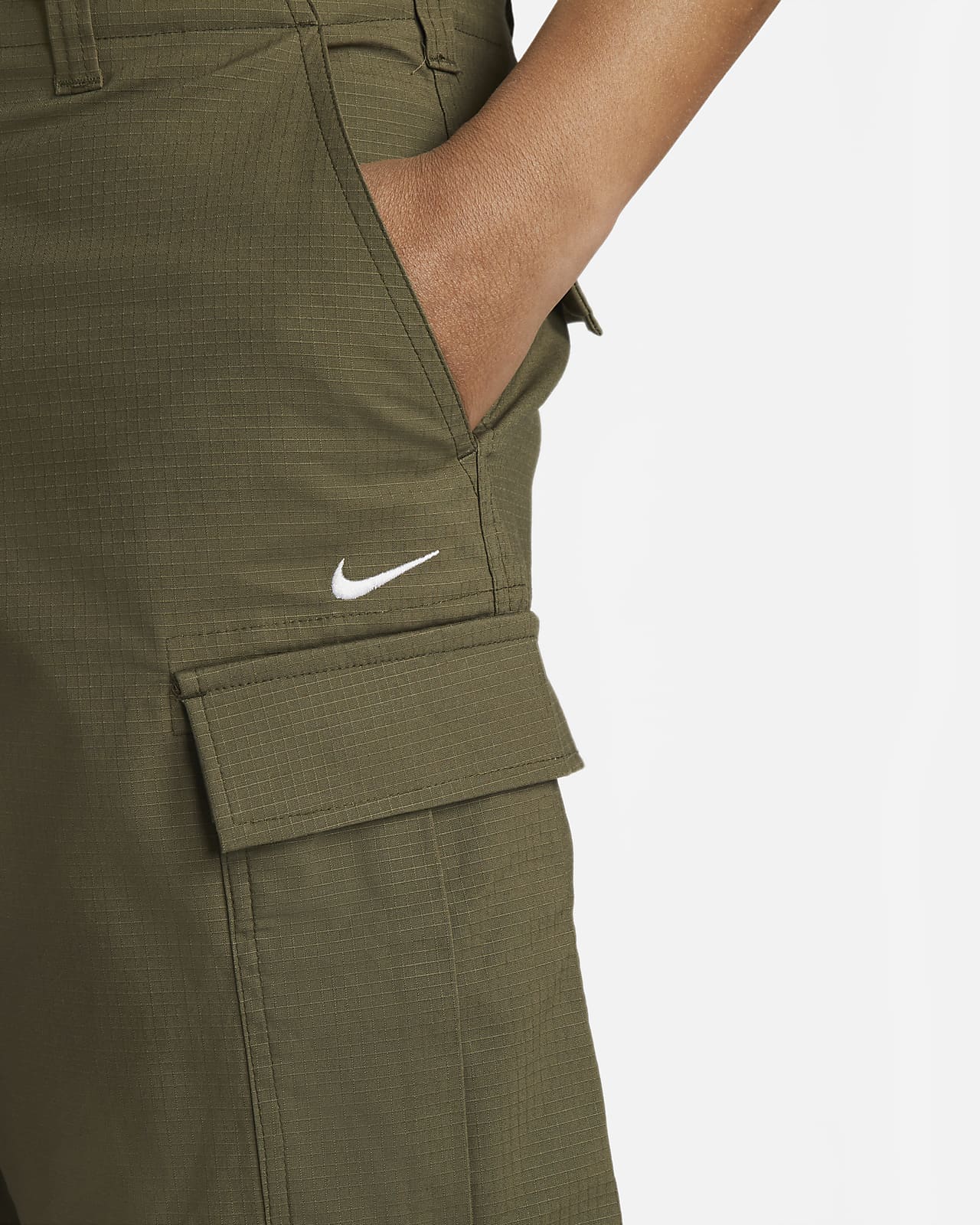 Nike SB Skate Cargo Shorts. Nike AE