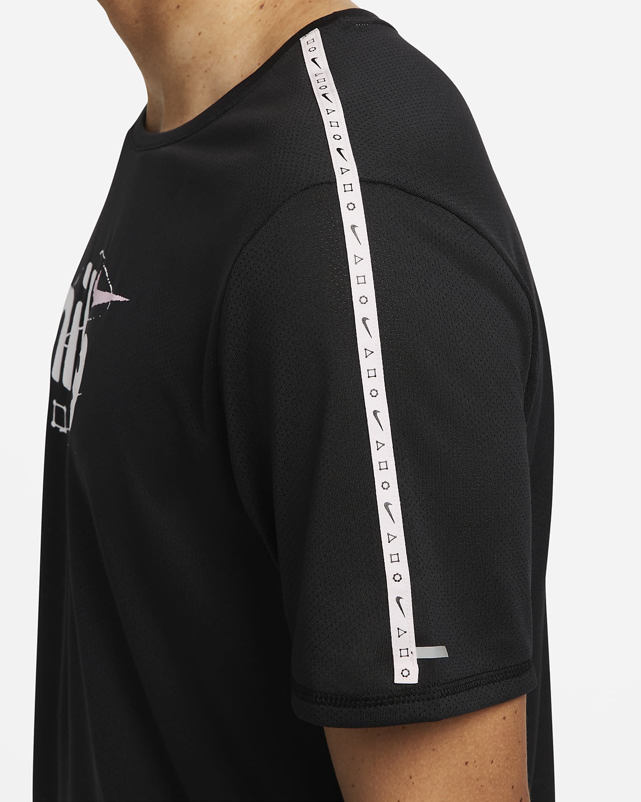nike men's dry miler running top