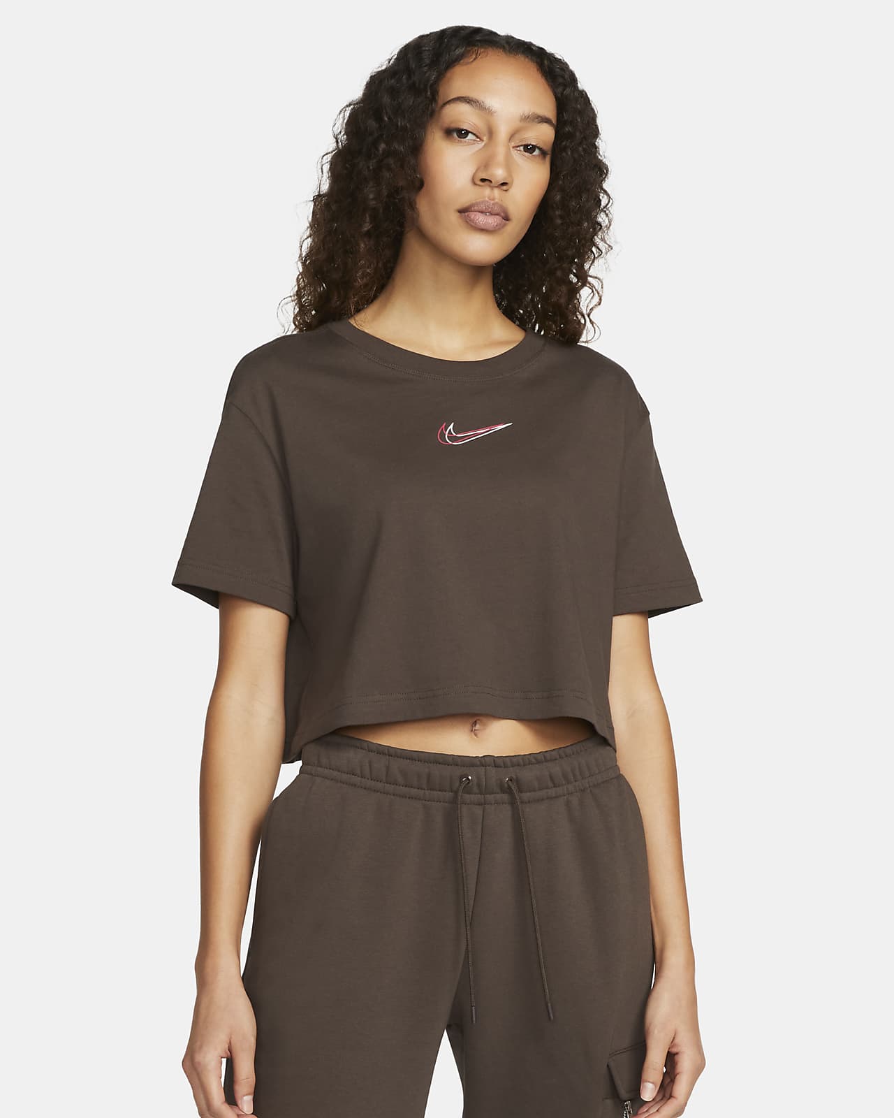 Cropped Dance T-Shirt. Nike LU