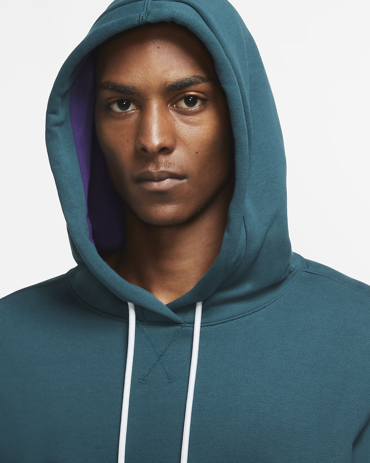 Kyrie Men's Pullover Hoodie. Nike EG