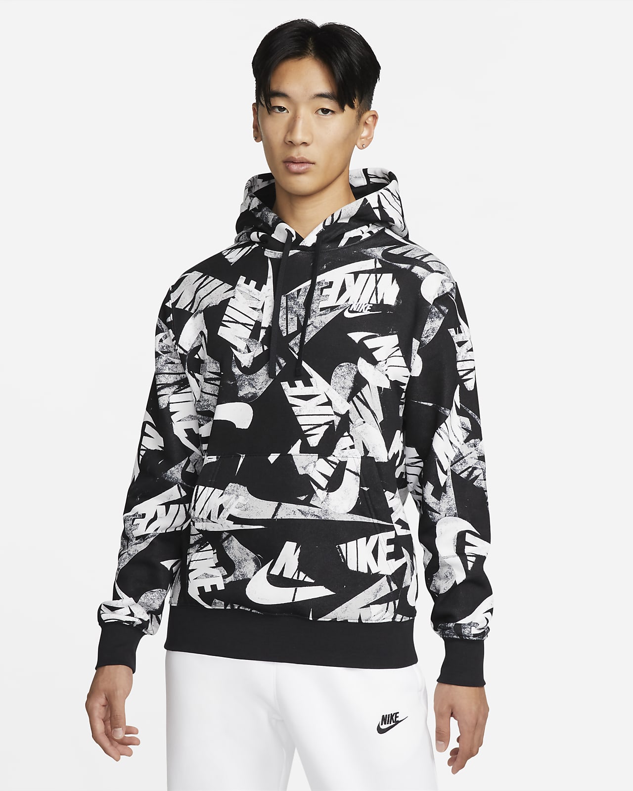 Nike公式 ナイキ スポーツウェア スポーツ エッセンシャル メンズ オールオーバー プリント プルオーバー パーカー オンラインストア 通販サイト