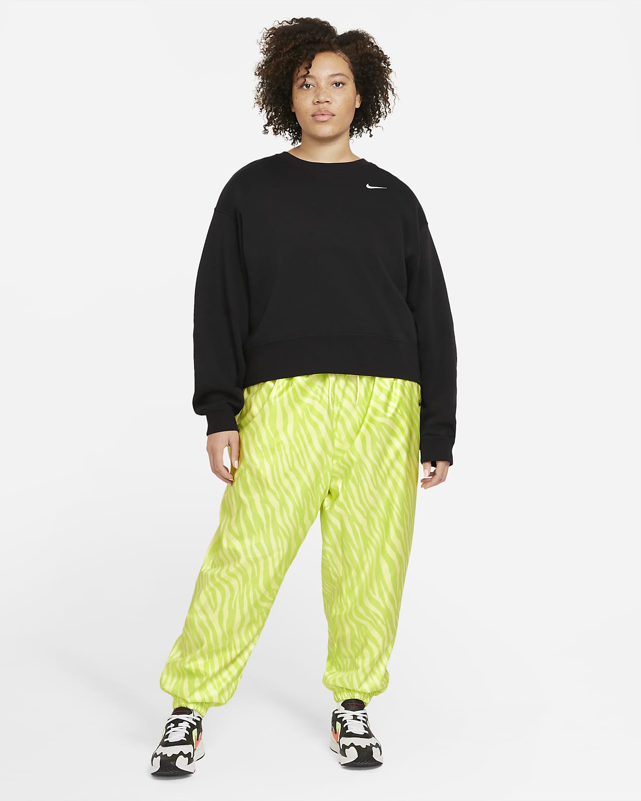 women's nike sportswear icon clash color block short