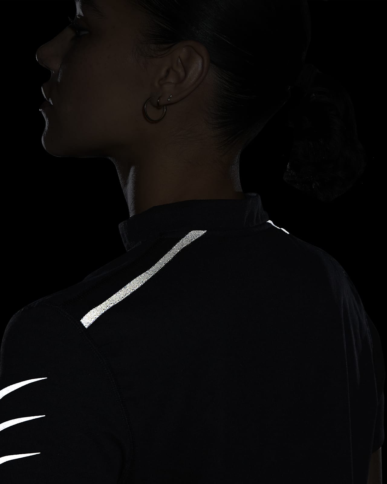 Nike Dri-FIT ADV Run Division Women's Engineered Short-Sleeve Running ...