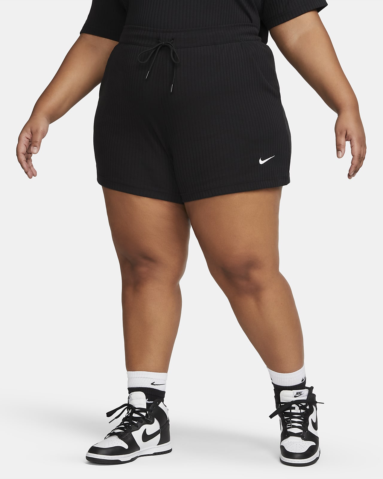 Sportswear Pantalón corto de elástico y talle alto grande) - Mujer. Nike ES