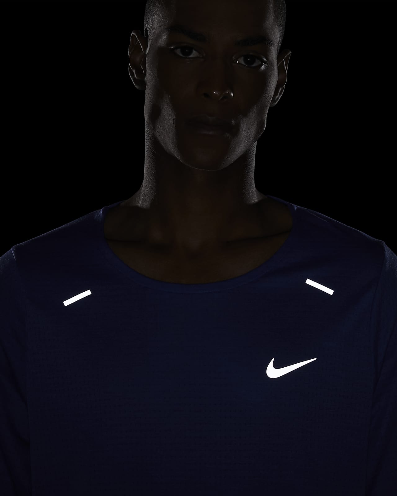 nike run division rise 365 long sleeve