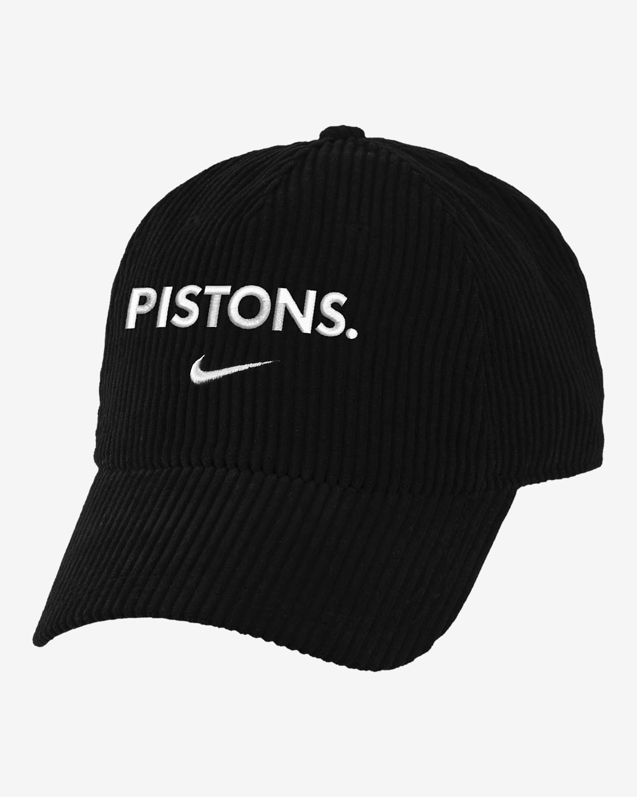 Gorra Campus Nike de pana de la NBA Detroit Pistons Icon Edition