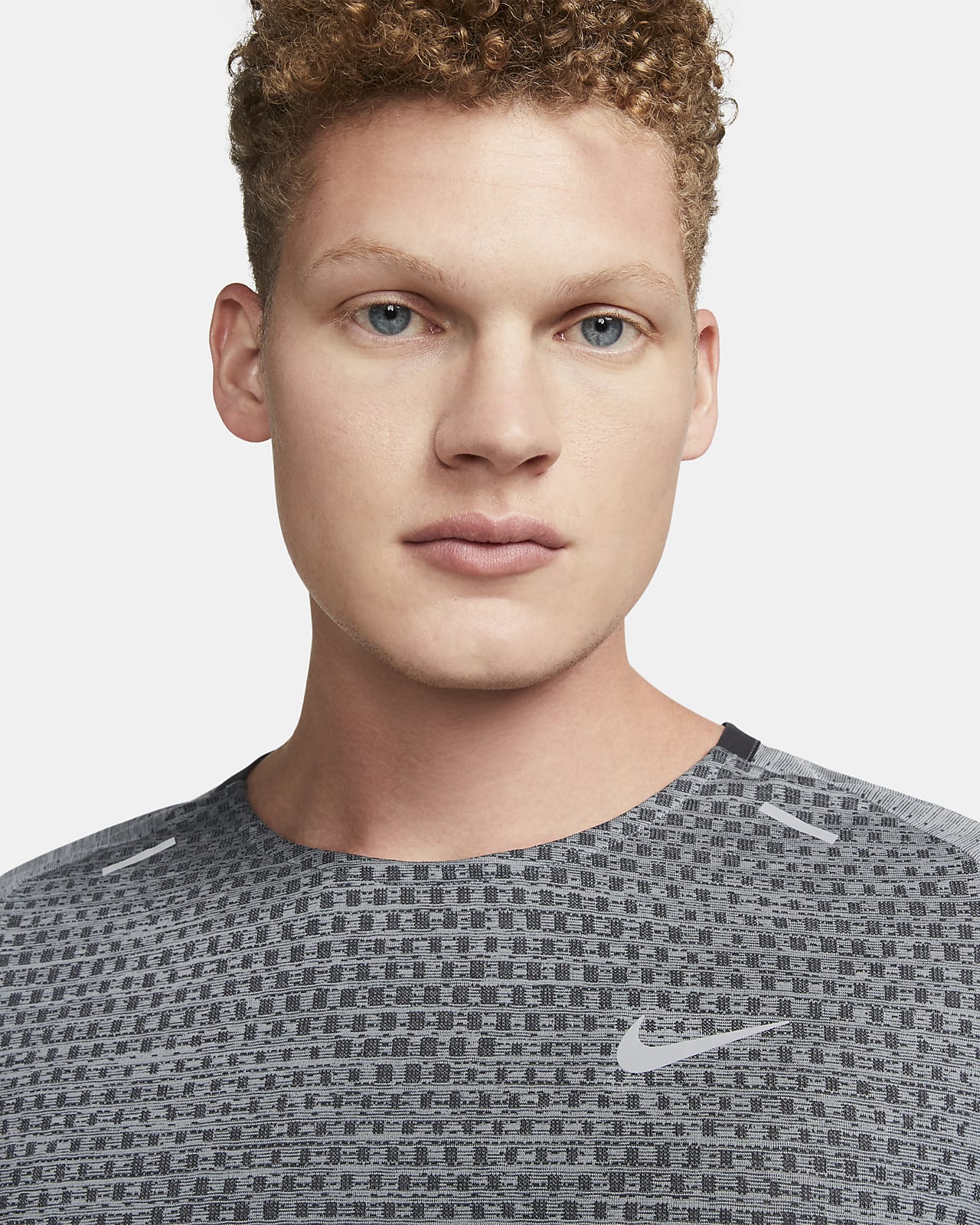 Nike TechKnit Men's Dri-FIT ADV Long-sleeve Running Top. Nike GB