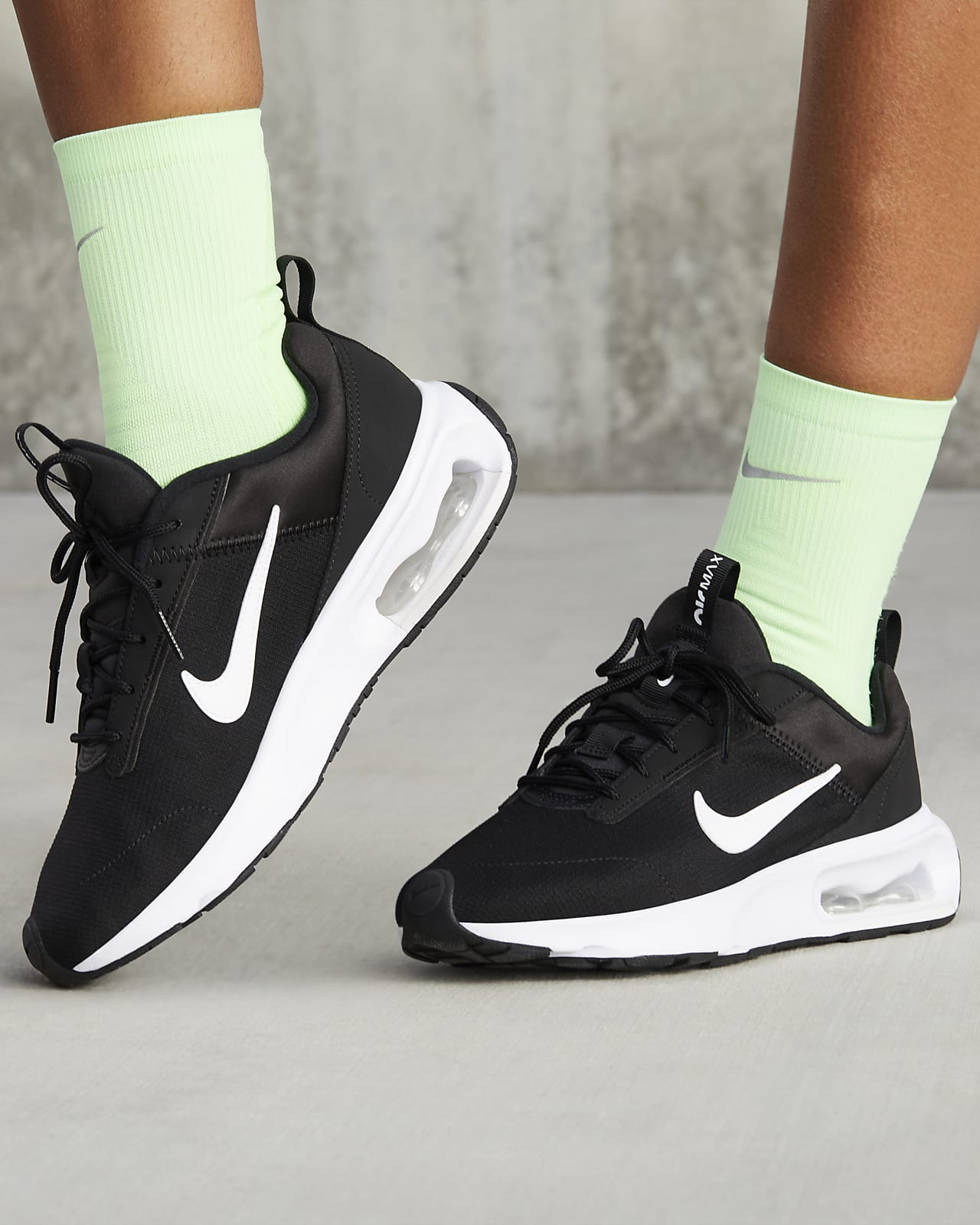  Nike Women's Air Max INTRLK Lite Shoes,  Black/White/Anthracite, 8