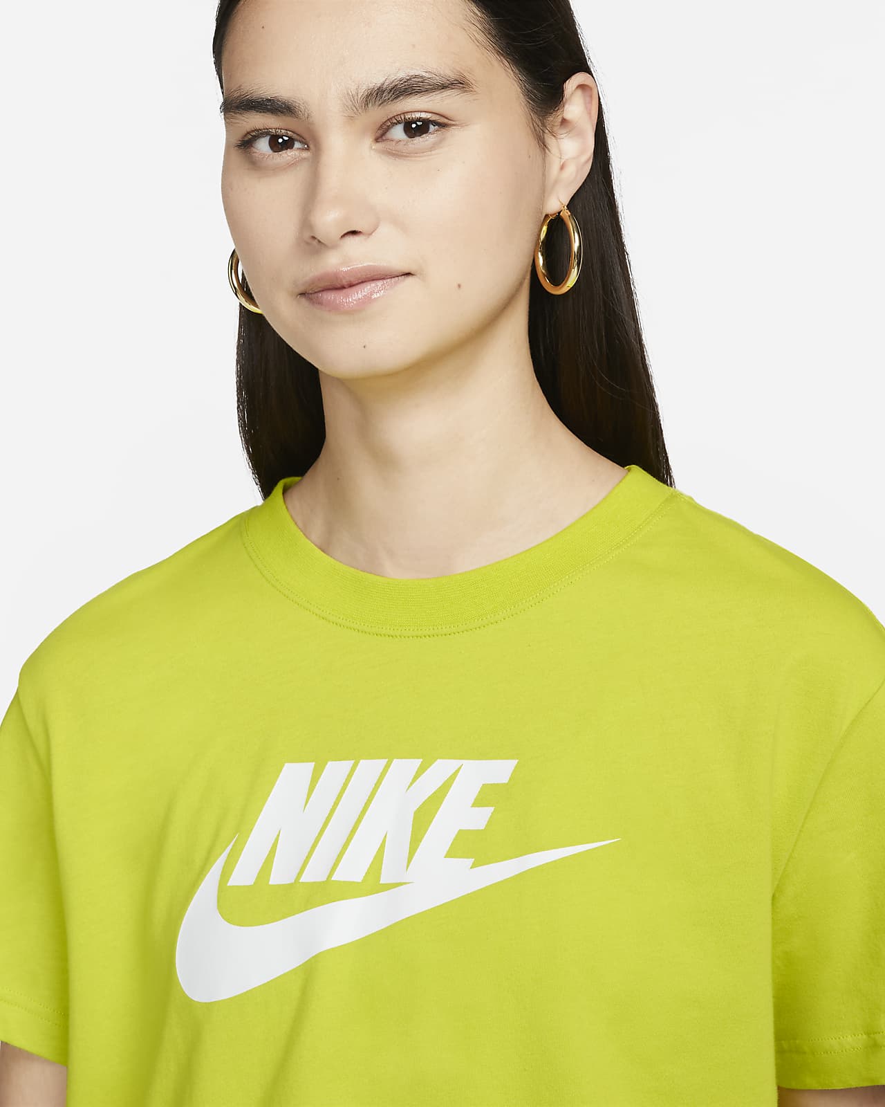 Sportswear Essential Women's Cropped T-Shirt. Nike.com