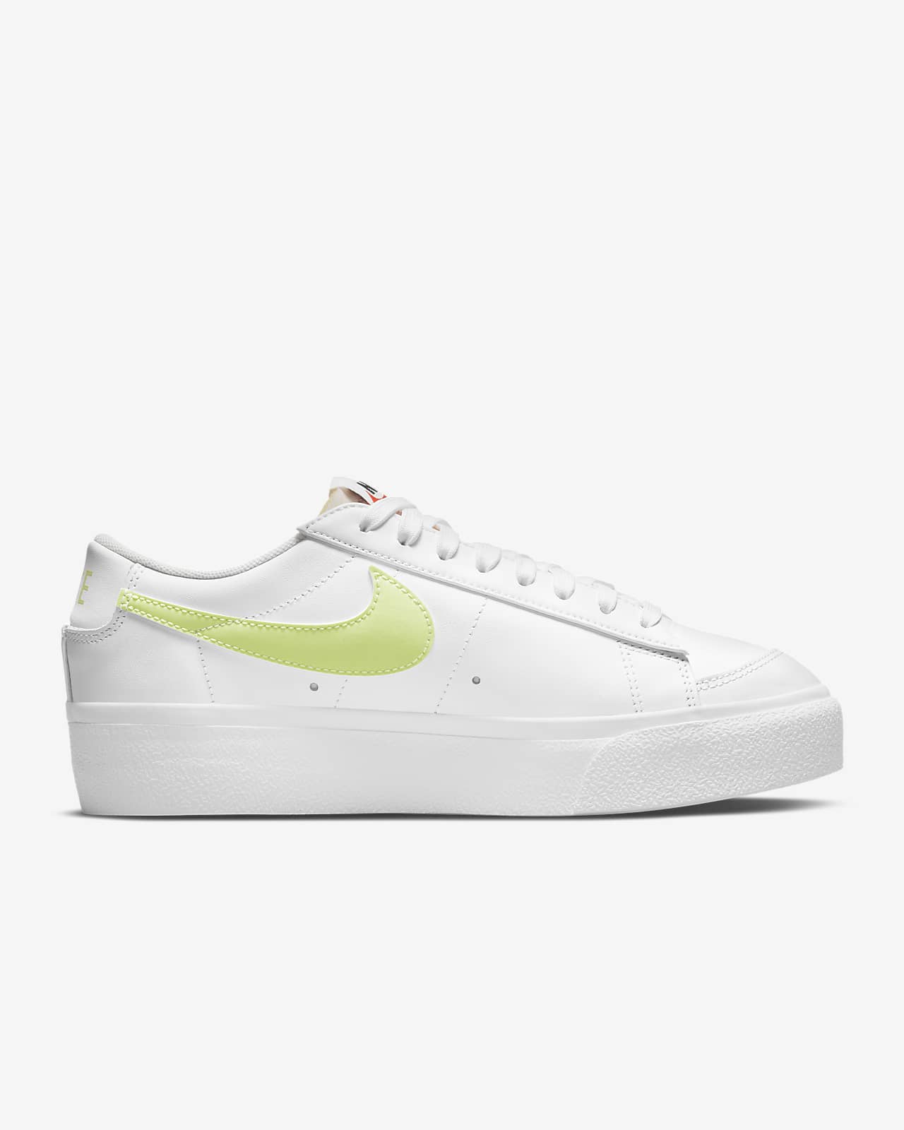 blazer platform nike