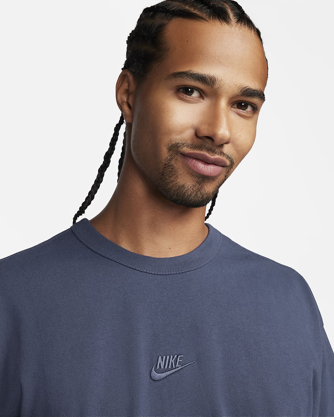 Tee-shirt Nike Sportswear Premium Essentials pour Homme. Nike BE