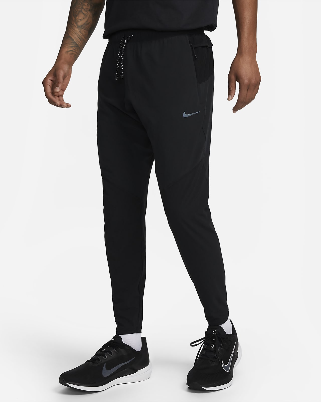 NIKE Men's Black Gym Track Pants