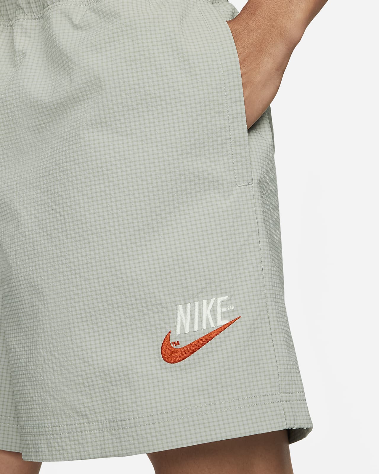Lined Woven Shorts. Nike NL