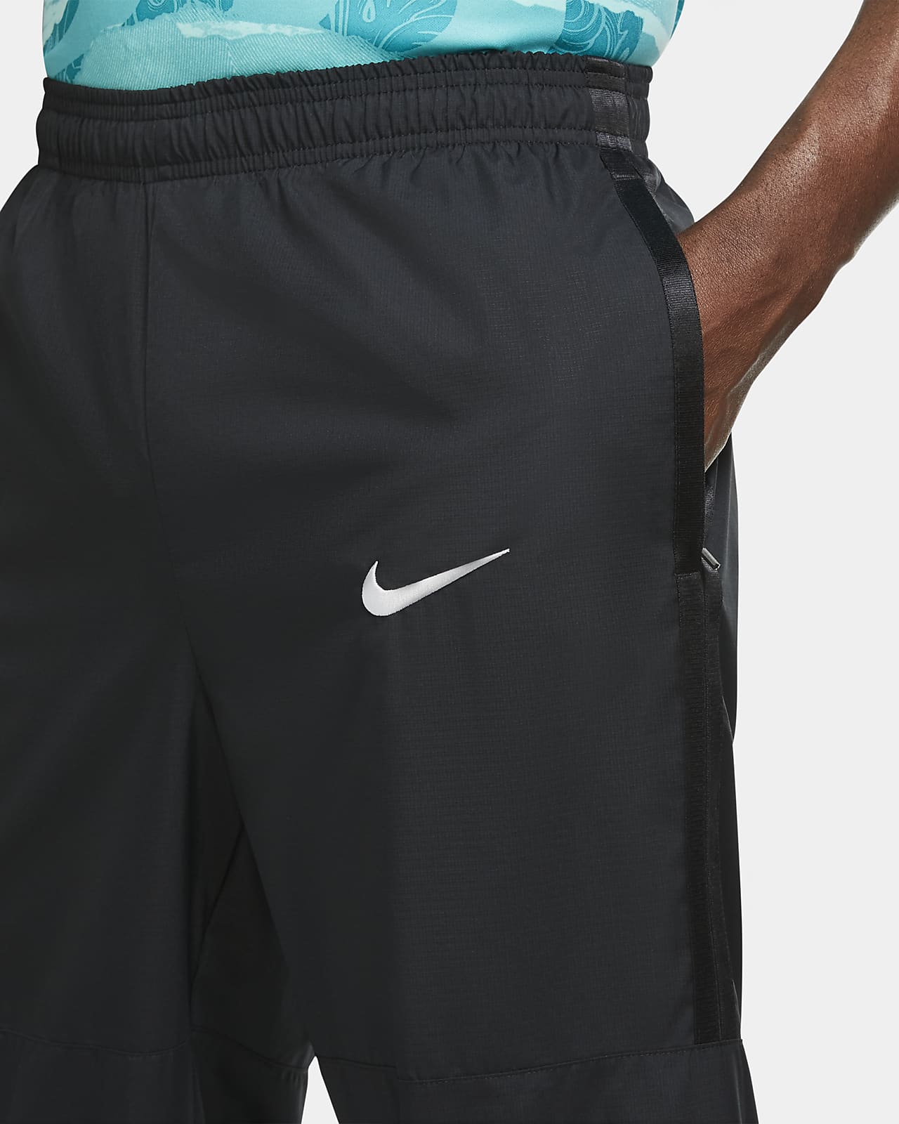liverpool jogging bottoms