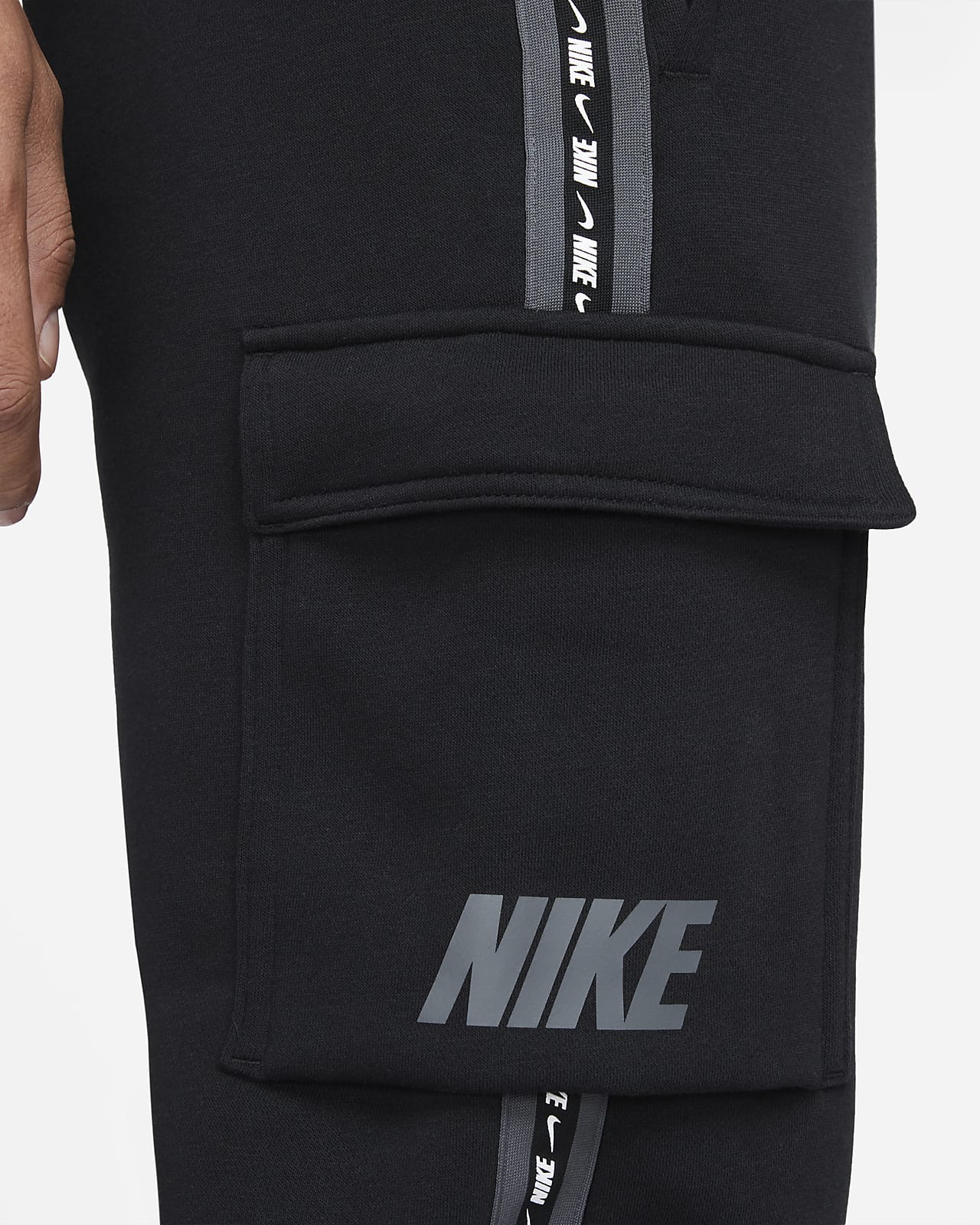 mens nike cargo trousers