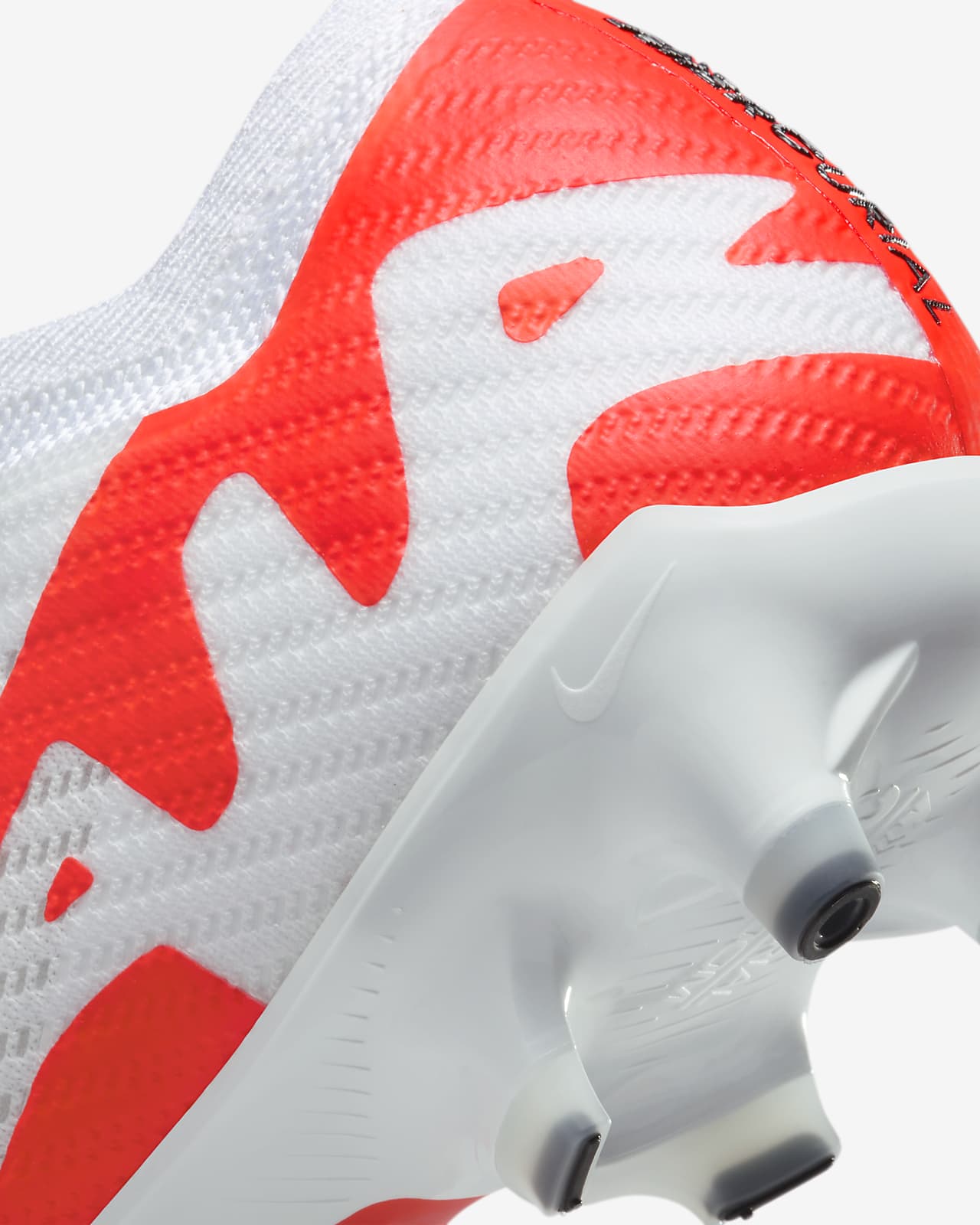 Chaussure de foot basse à crampons pour terrain synthétique Nike Mercurial  Vapor 15 Elite. Nike BE