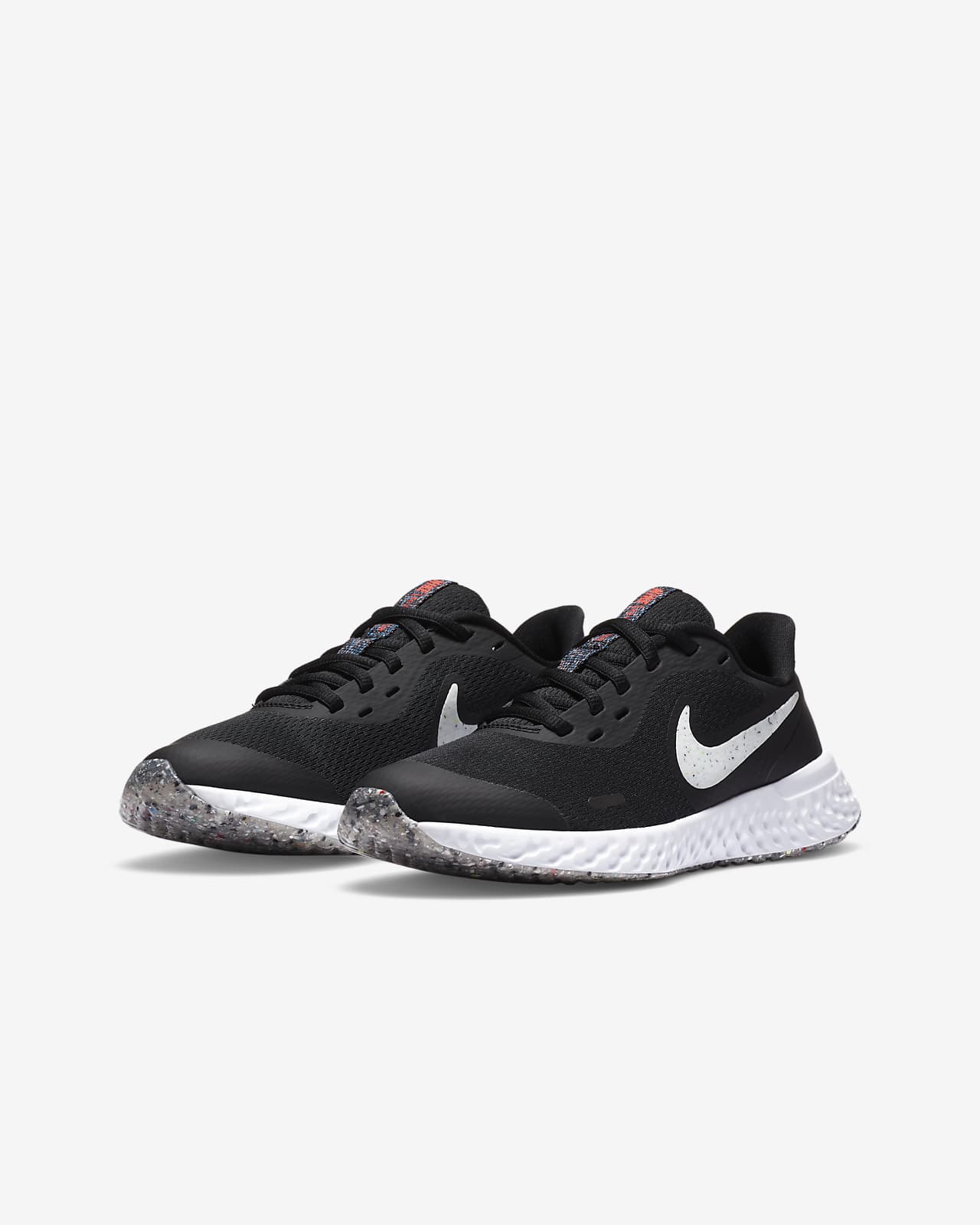 nike revolution 5 squeak