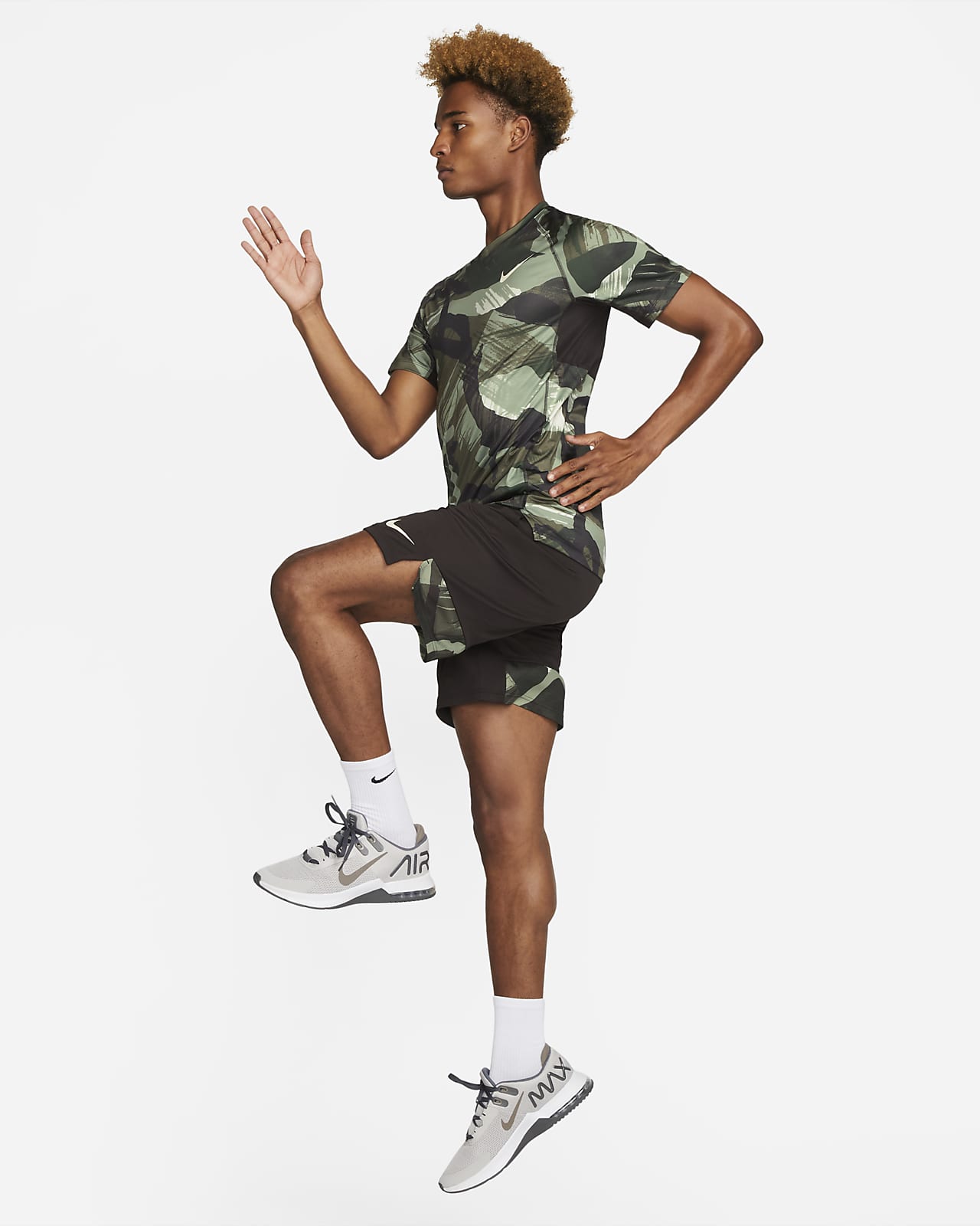 vrijheid Verpersoonlijking Terug, terug, terug deel Nike Pro Dri-FIT Men's Short-Sleeve Slim Camo Top. Nike.com