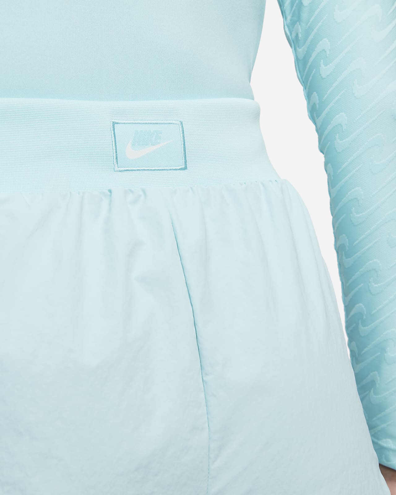 Nike Sportswear Icon Clash Pantalón de pernera ancha de tejido Woven -  Mujer. Nike ES