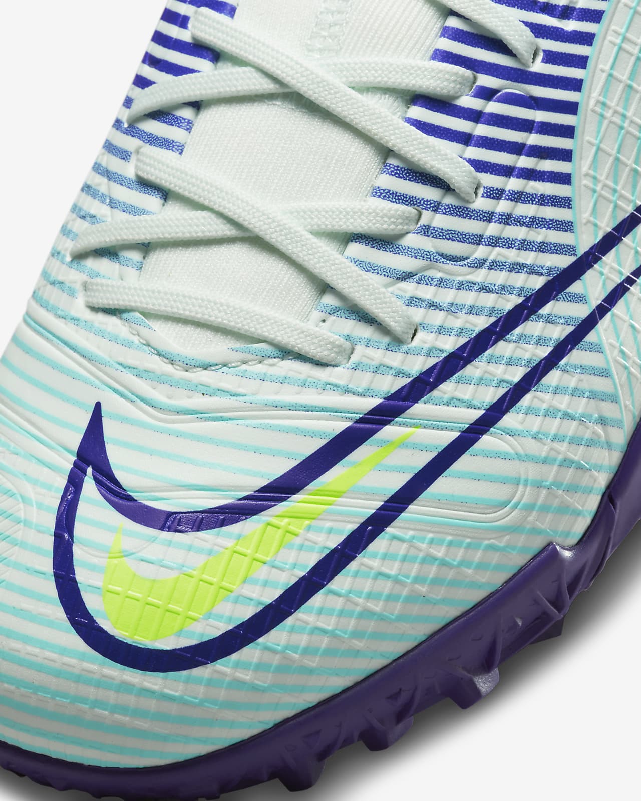 nike mercurial erba sintetica