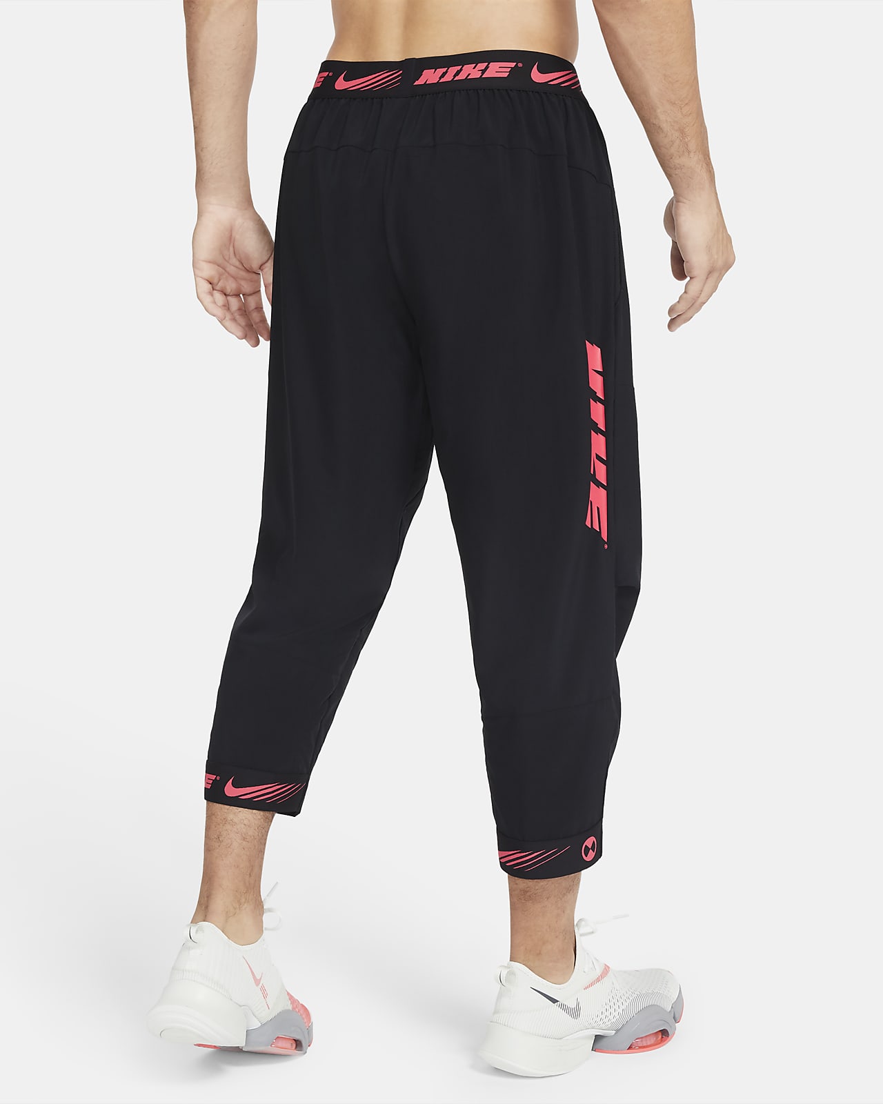 sports trousers nike