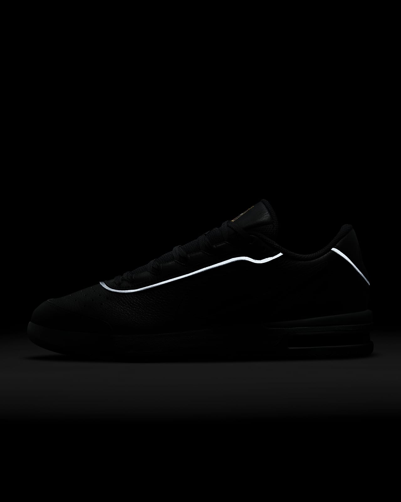 NikeCourt Air Max Vapor Wing Premium Men's Tennis Shoes