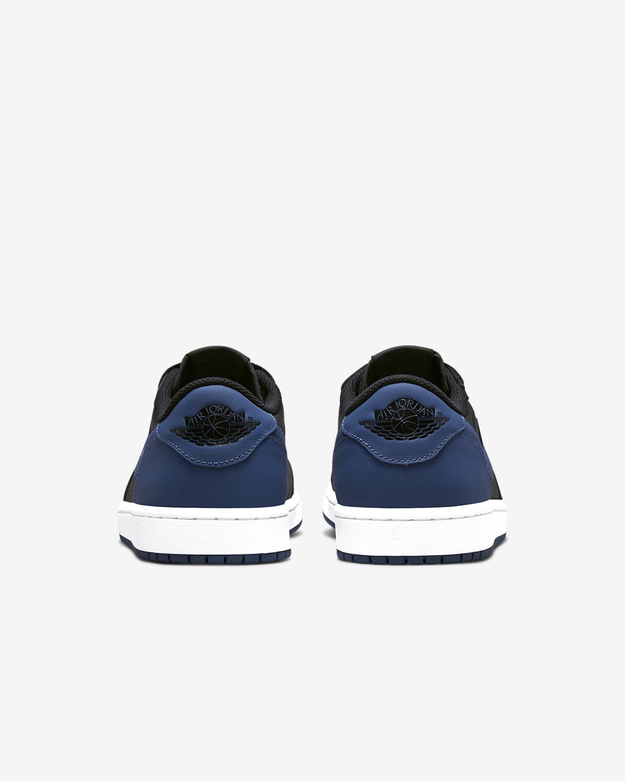 Air Jordan 1 Low OG Shoes. Nike PH
