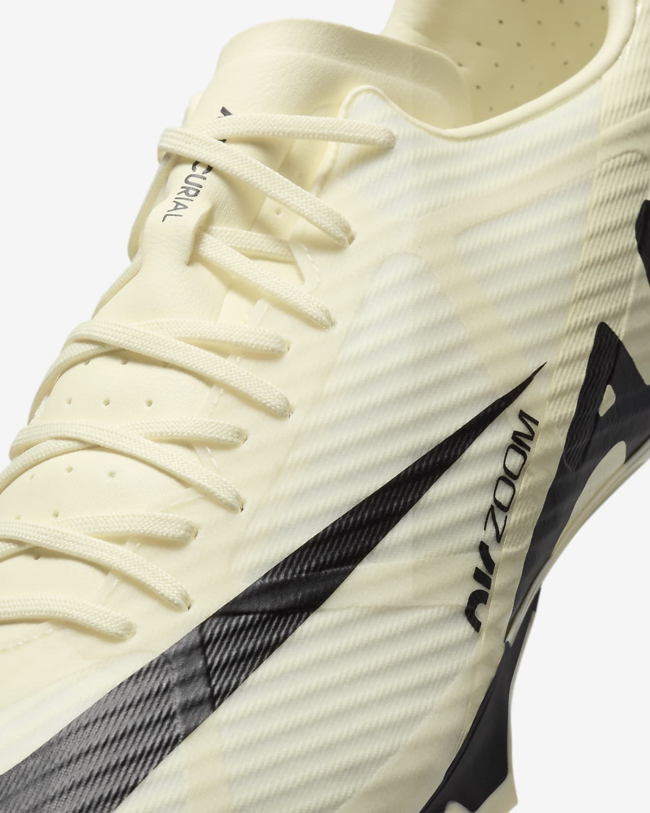 Nike Mercurial Vapor 15 Academy Multi-Ground Low-Top Soccer Cleats