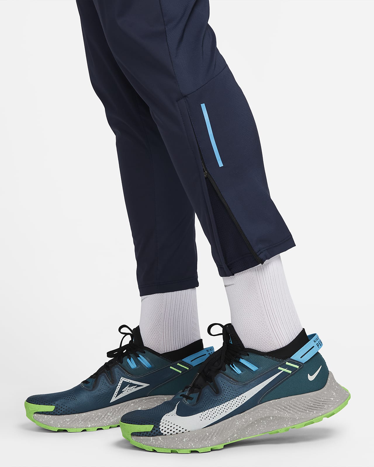 Nike Men's Phenom Dri-fit Knit Running Pants In Grey