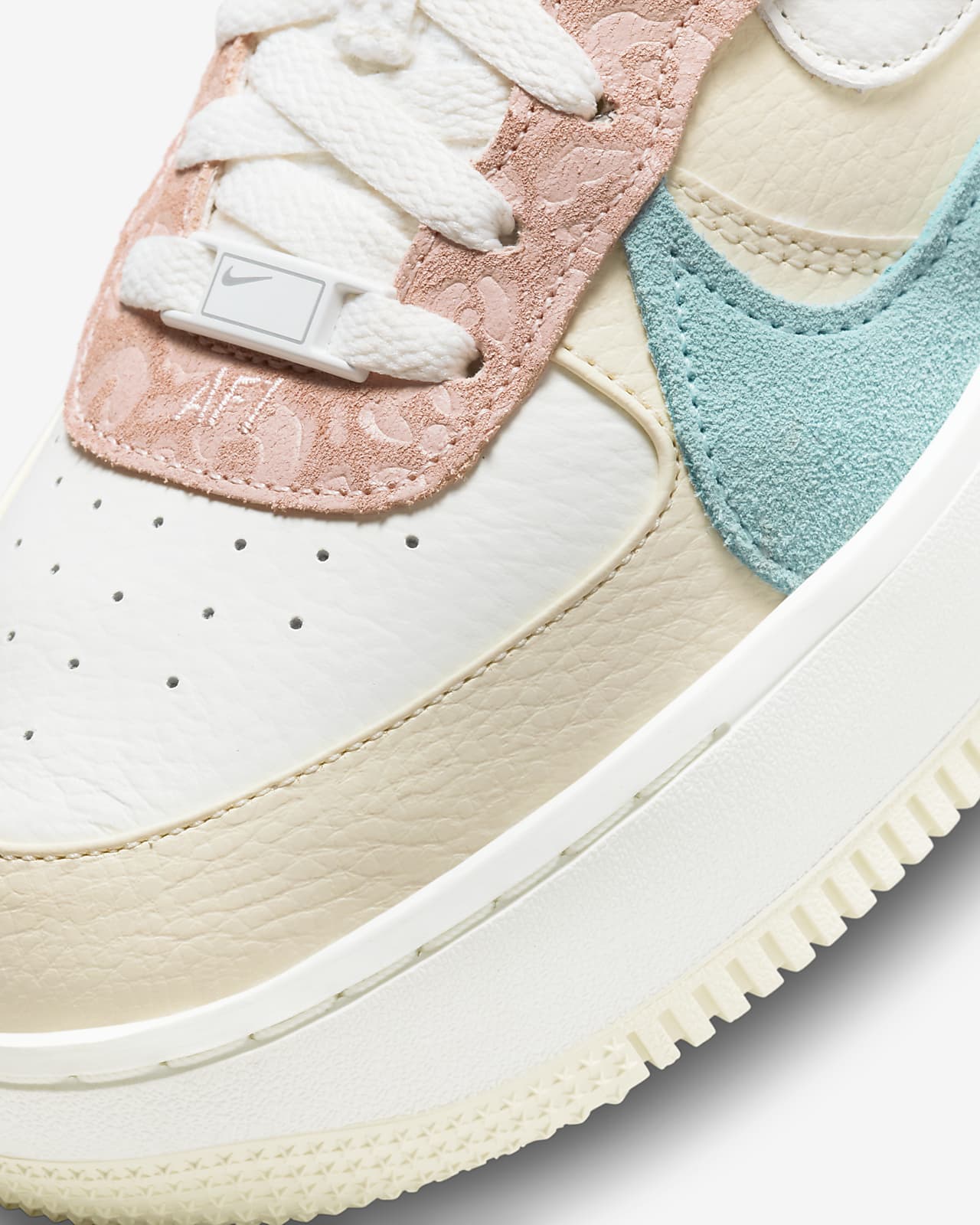 nike womens wmns air force 1 low