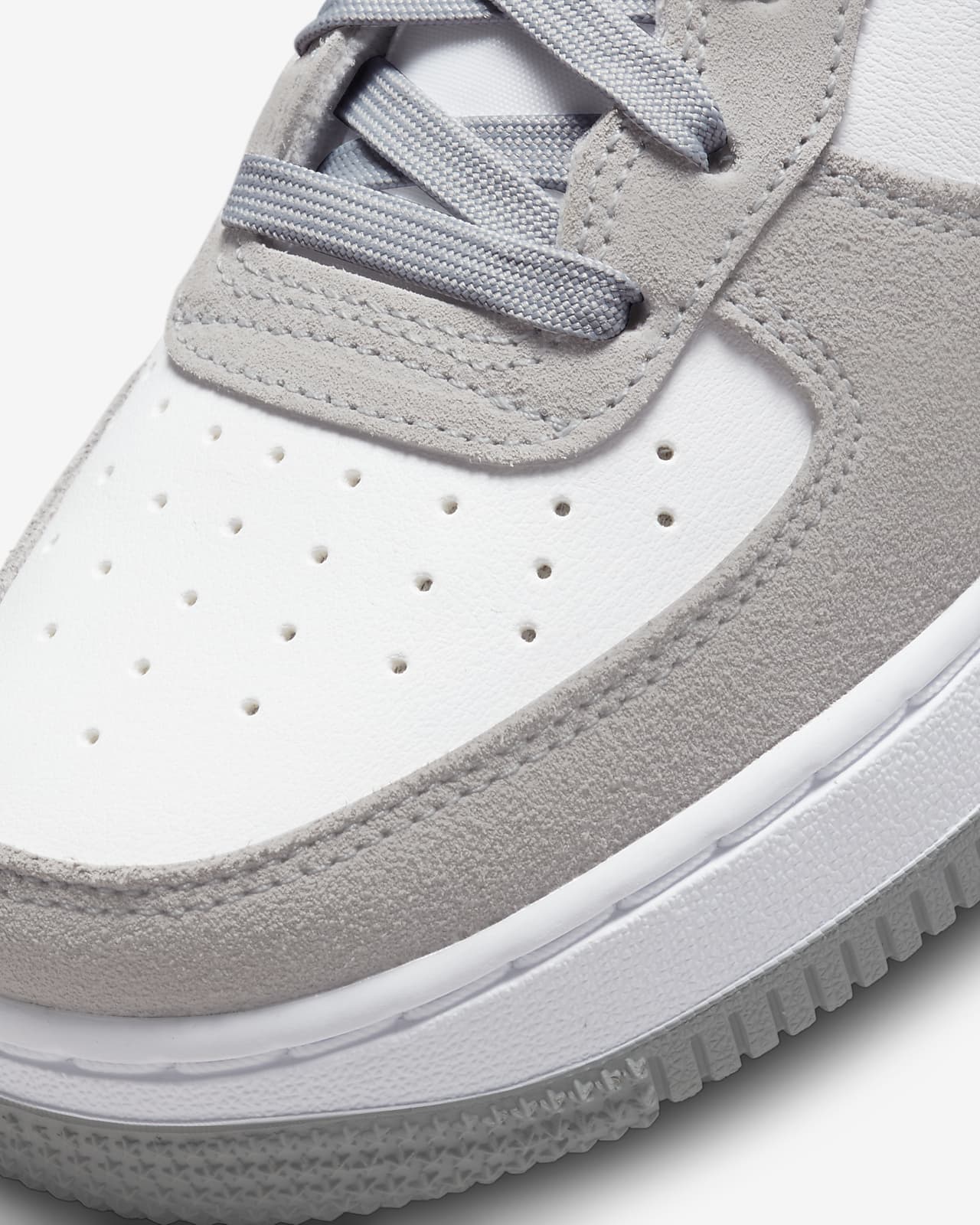 Calzado para niños grandes Nike Air Force 1 LV8. Nike.com