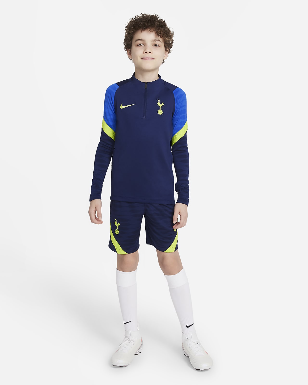 tottenham hotspur strike shorts