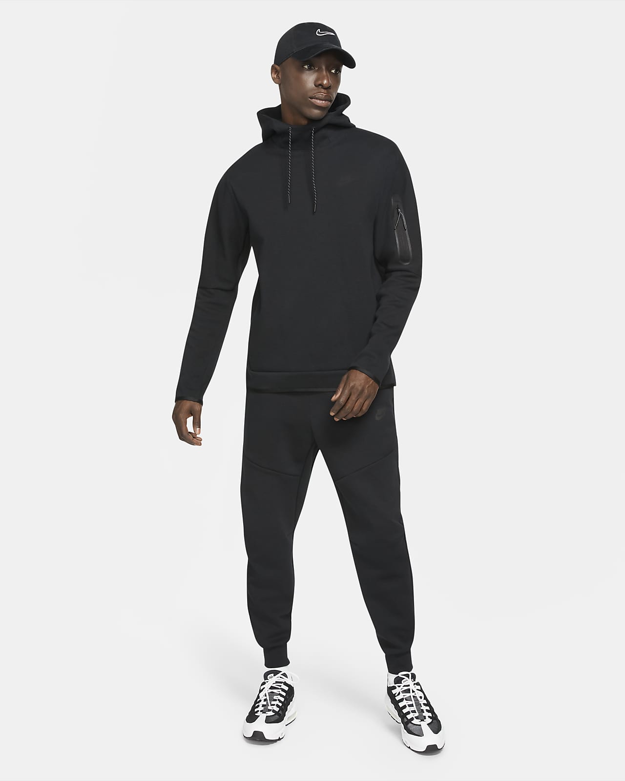 nike tech jumper black