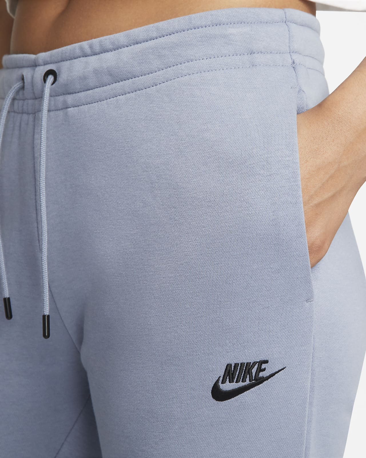 Nike Sportswear Essential Fleecebroek voor dames. Nike BE