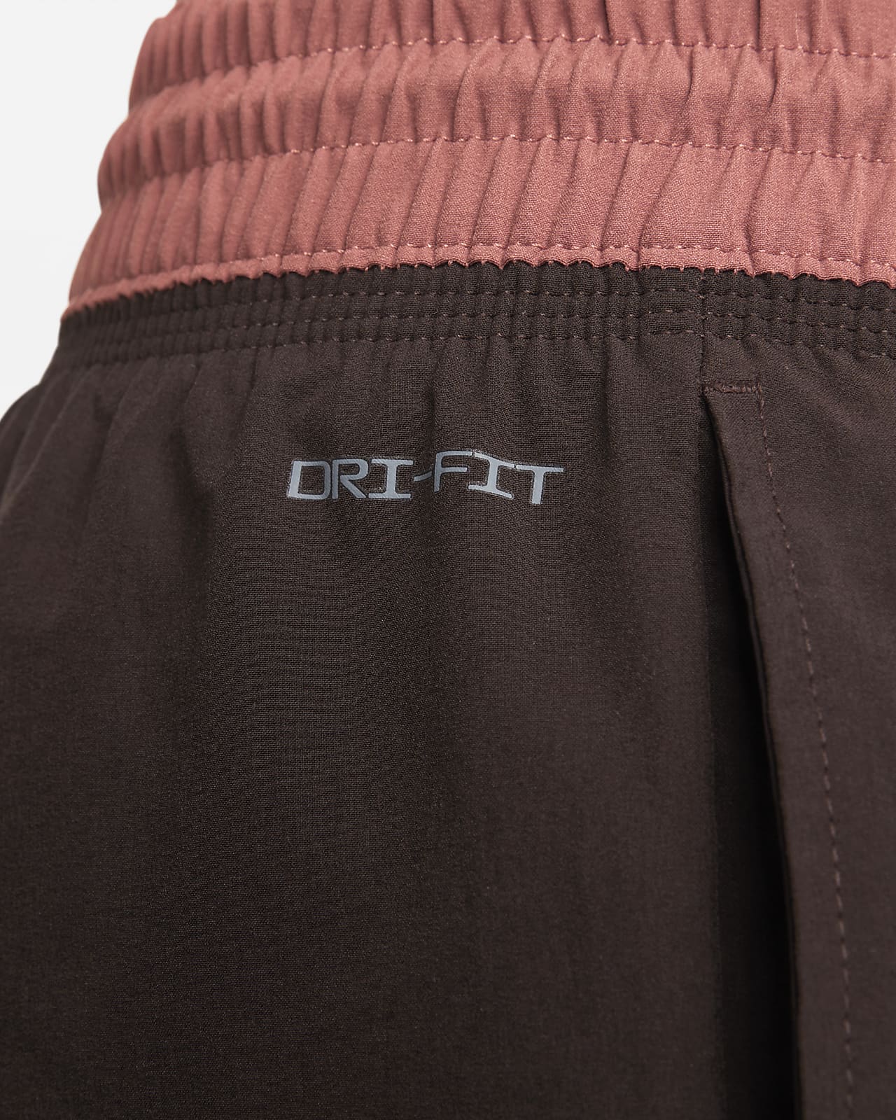 Nike Sportswear Women's Woven Sports Utility Cargo Trousers. Nike IE