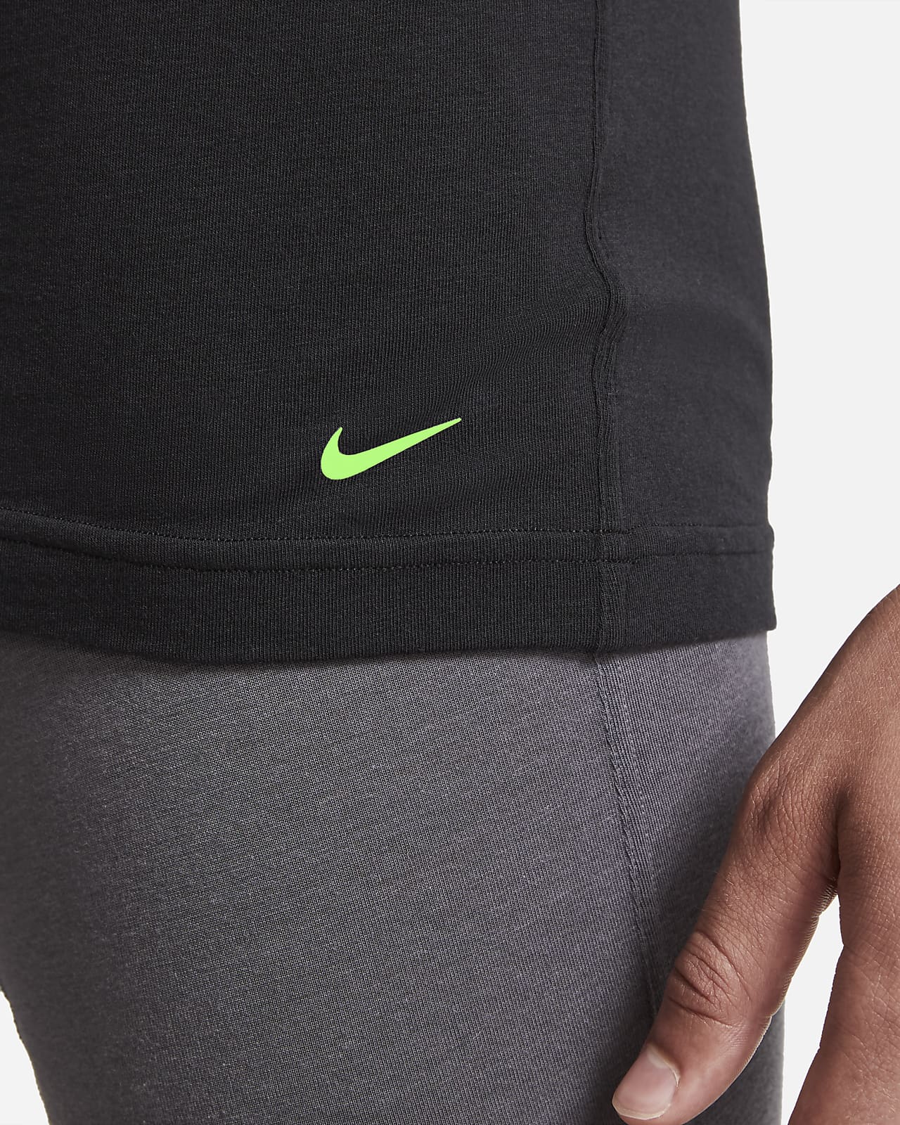 nike black undershirts