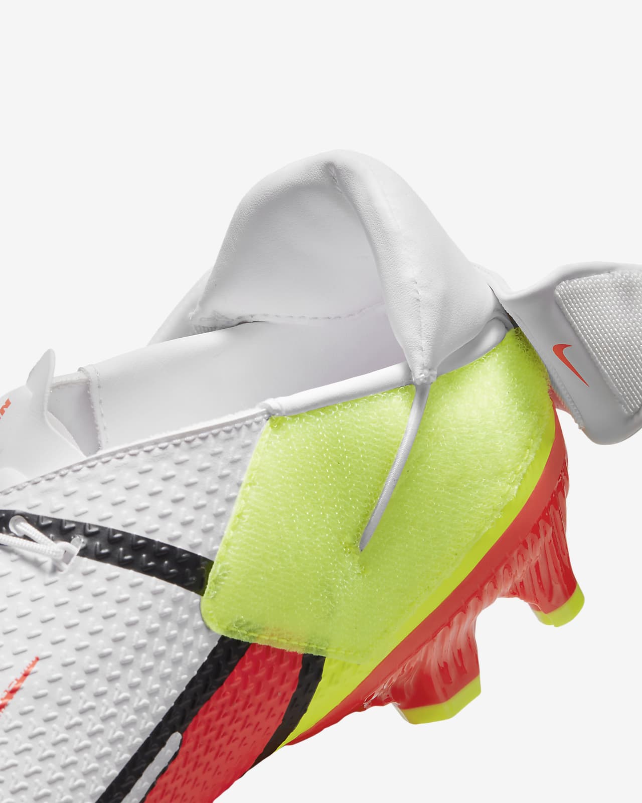 Calzado de fútbol para terrenos múltiples Nike Phantom GT2 Academy FlyEase  MG. Nike.com