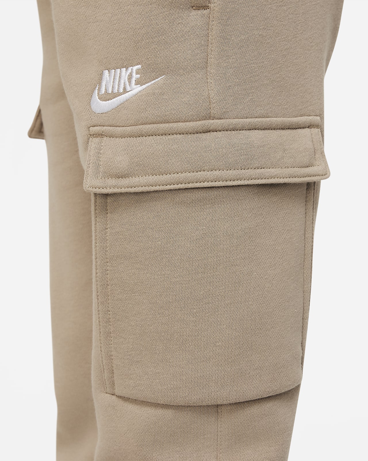 Nike Sportswear Club Older Kids' (Boys') Cargo Trousers. Nike LU